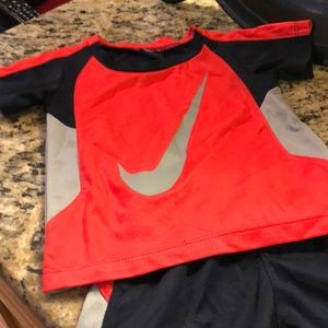 Boys Nike 2pc set